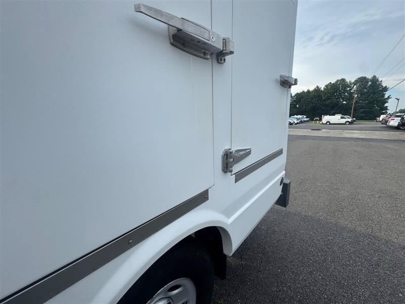 Used 2014 Chevrolet Express 3500 RWD image 15