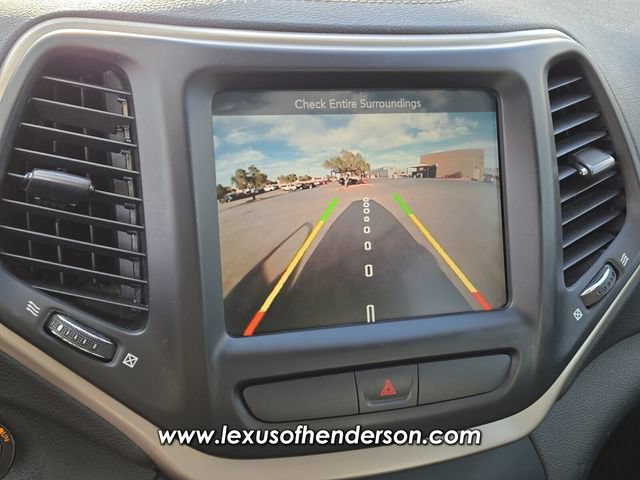 Used 2016 Jeep Cherokee Limited AWD/4WD image 26