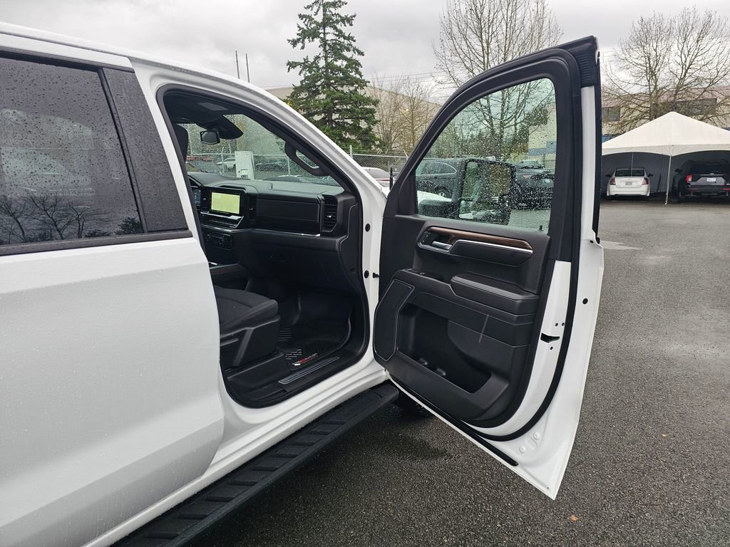 Used 2022 Chevrolet Silverado 1500 LT Trail Boss w/ Protection Package image 28