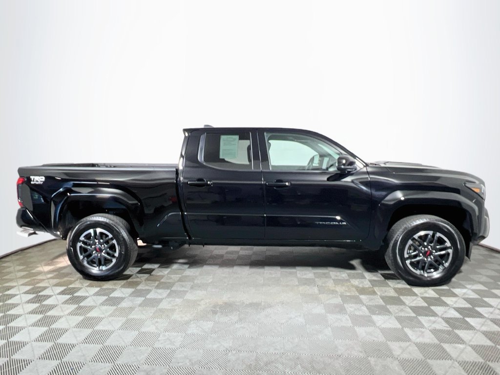 Certified 2025 Toyota Tacoma TRD Sport AWD/4WD image 8