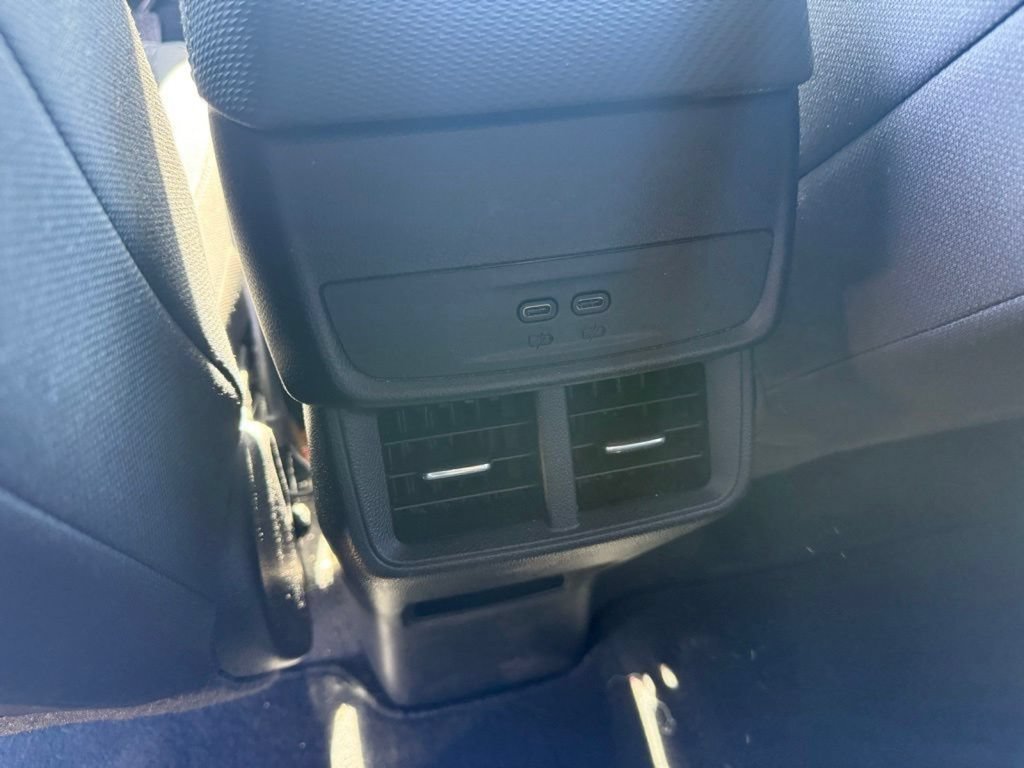 Used 2026 Chevrolet Equinox LT FWD image 45