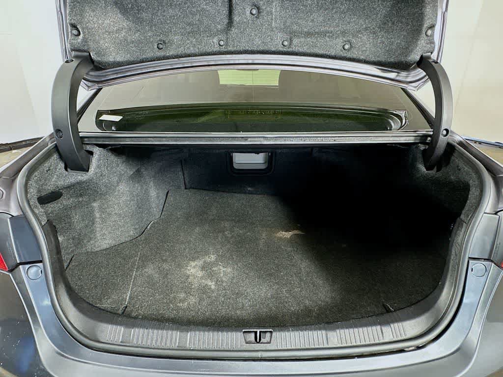Used 2013 Toyota Avalon Limited FWD image 21