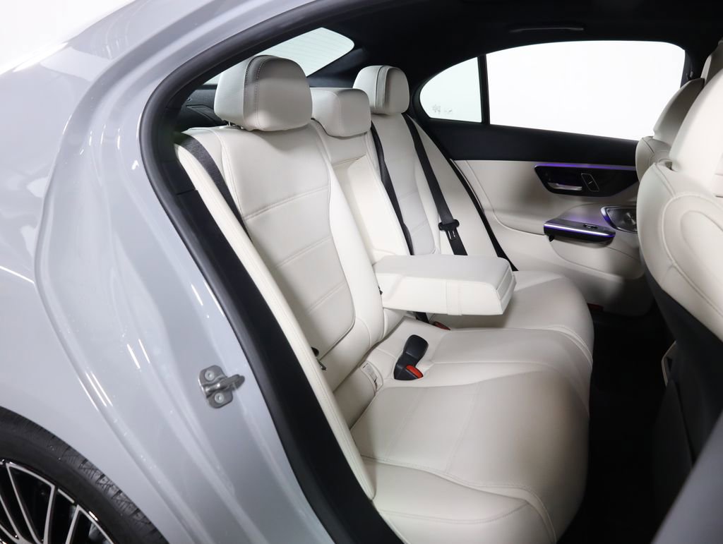 Used 2025 Mercedes-Benz C 300 4MATIC Sedan image 48