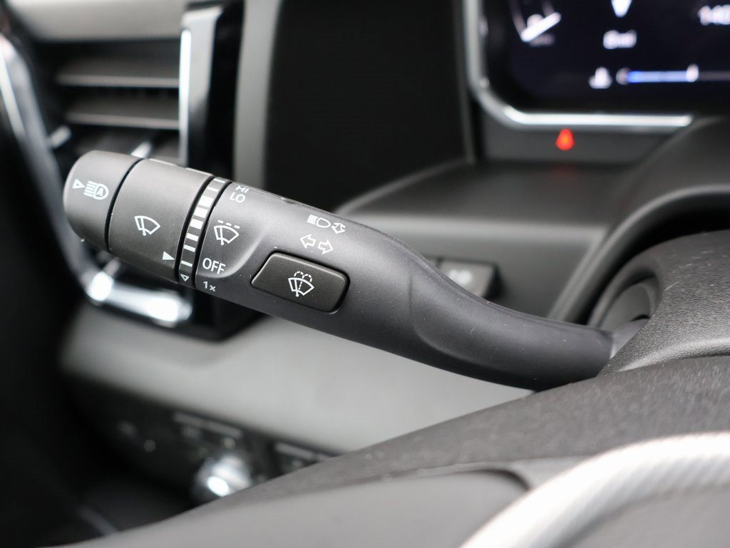 New 2026 GMC Sierra 3500 Denali w/ Denali Reserve Package image 17