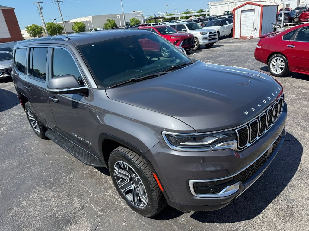 Used 2022 Jeep Wagoneer Series III RWD image 9
