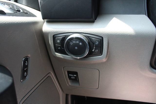 Used 2019 Ford F150 XL w/ Equipment Group 101A Mid AWD/4WD image 7