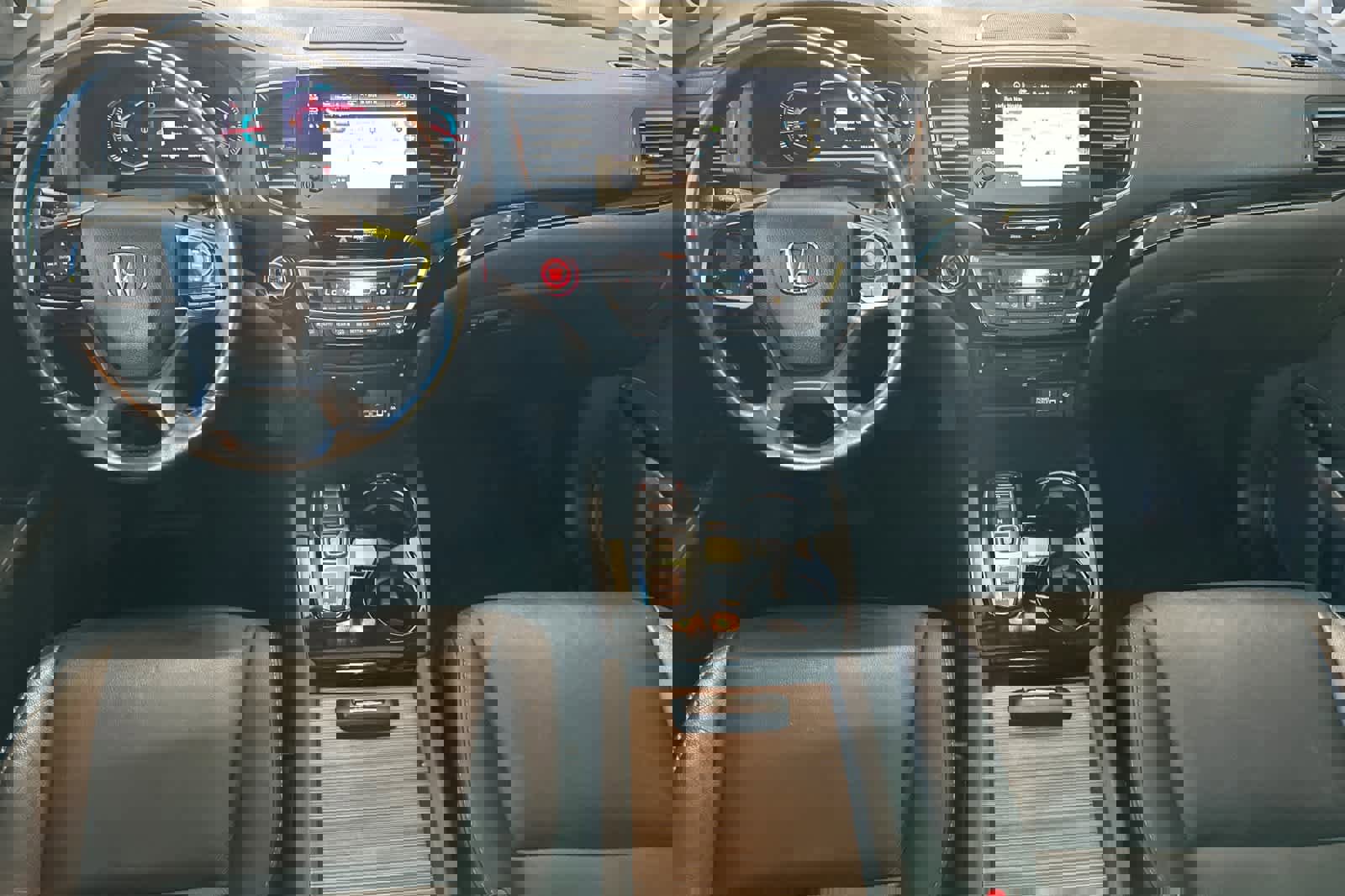 Used 2019 Honda Pilot Touring image 3