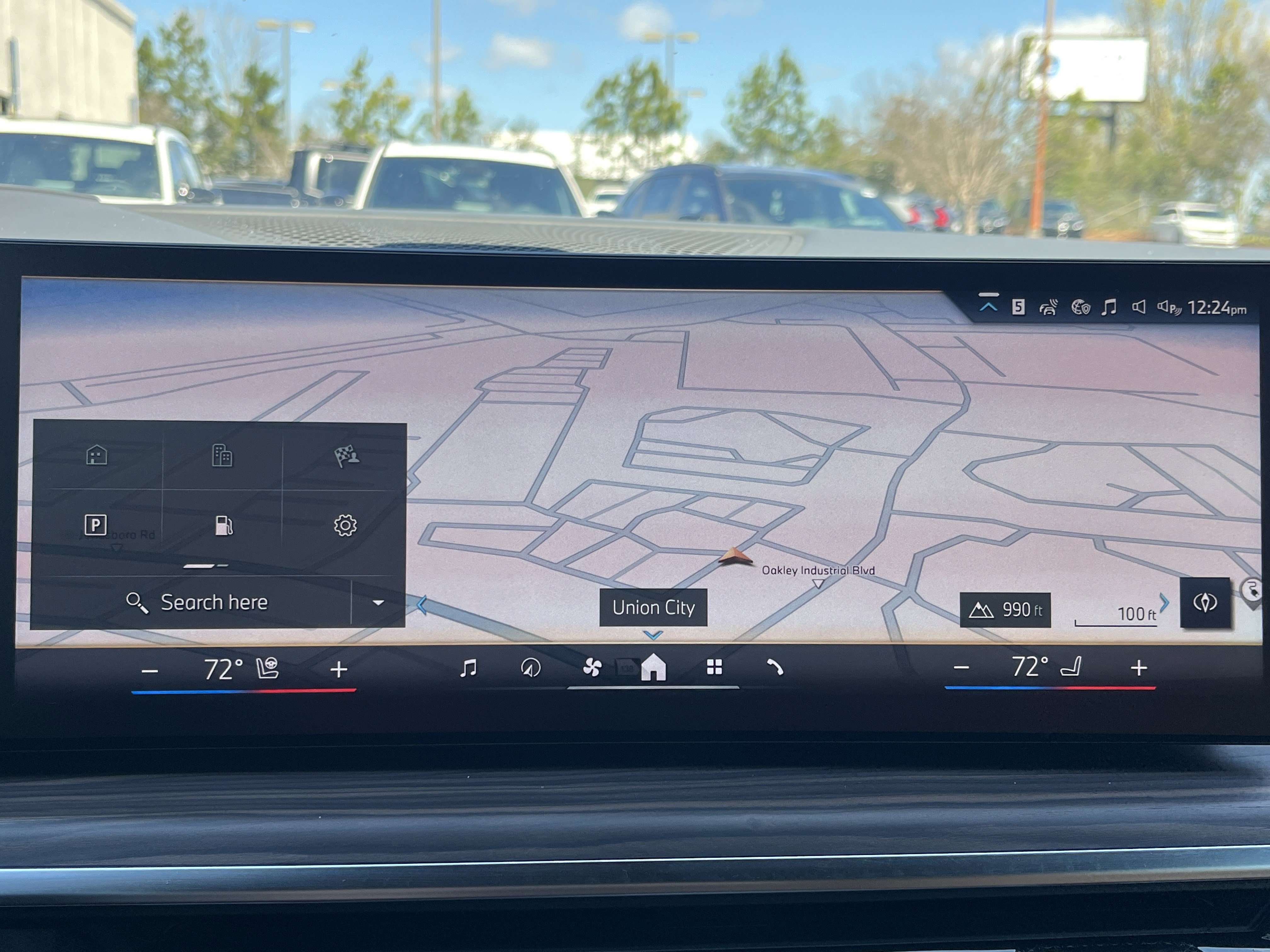 New 2026 BMW X5 xDrive50e w/ Premium Package AWD/4WD image 4