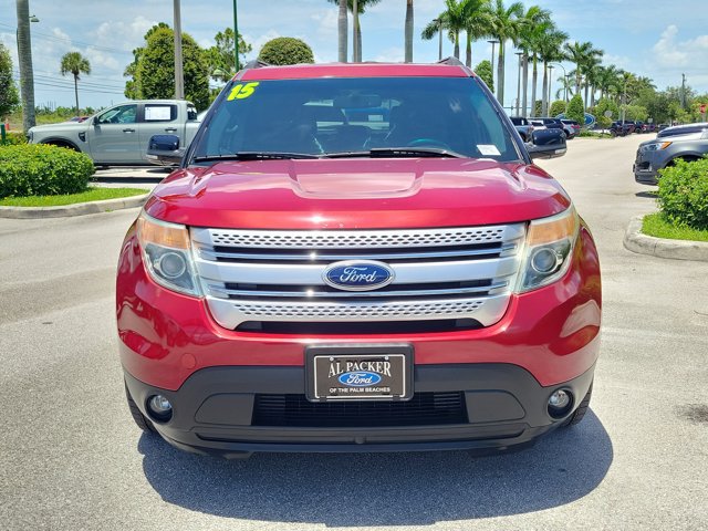 Used 2015 Ford Explorer XLT w/ Equipment Group 201B FWD image 2