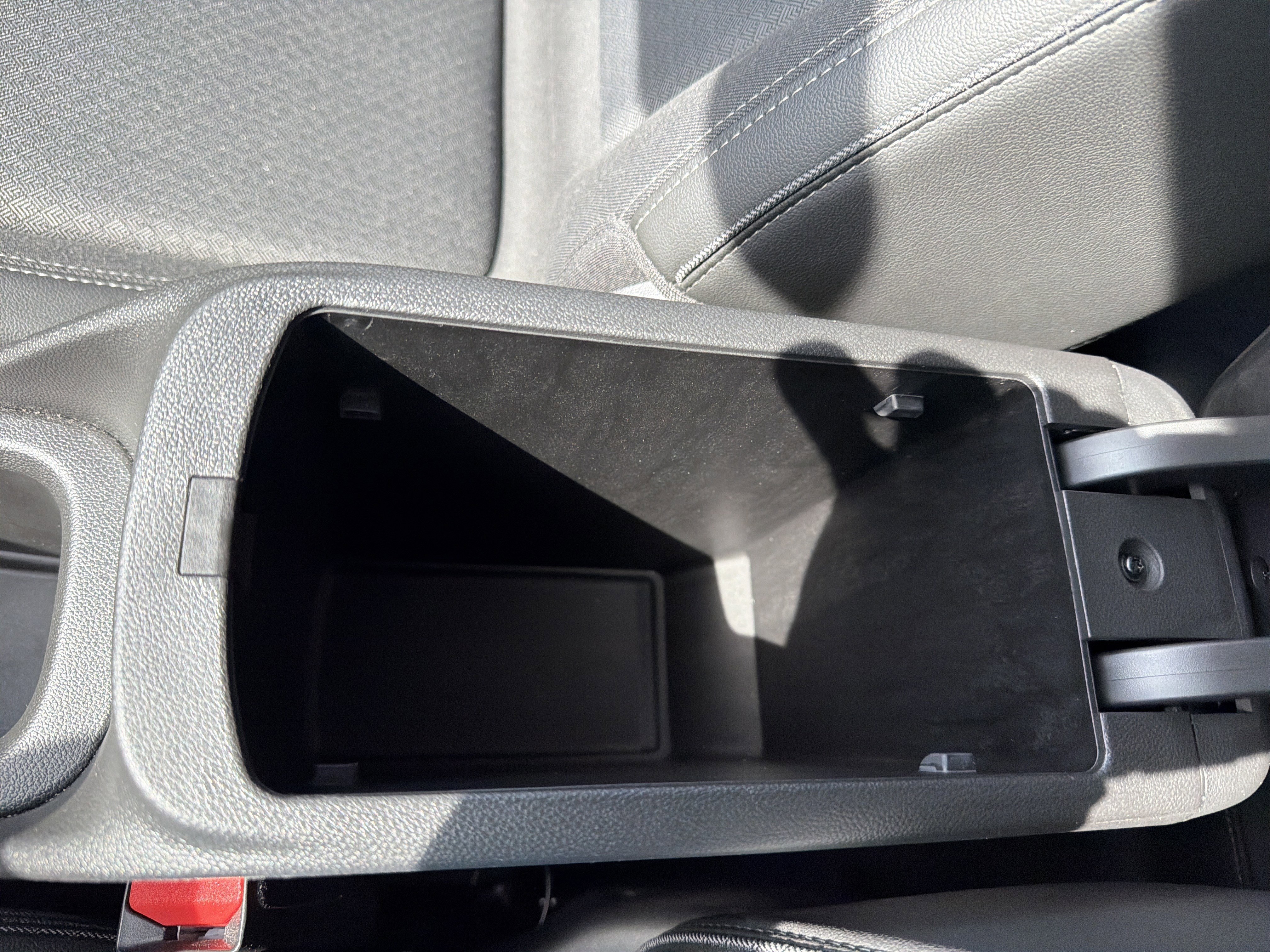Used 2023 Buick Encore GX Select w/ Safety Package II AWD/4WD image 35