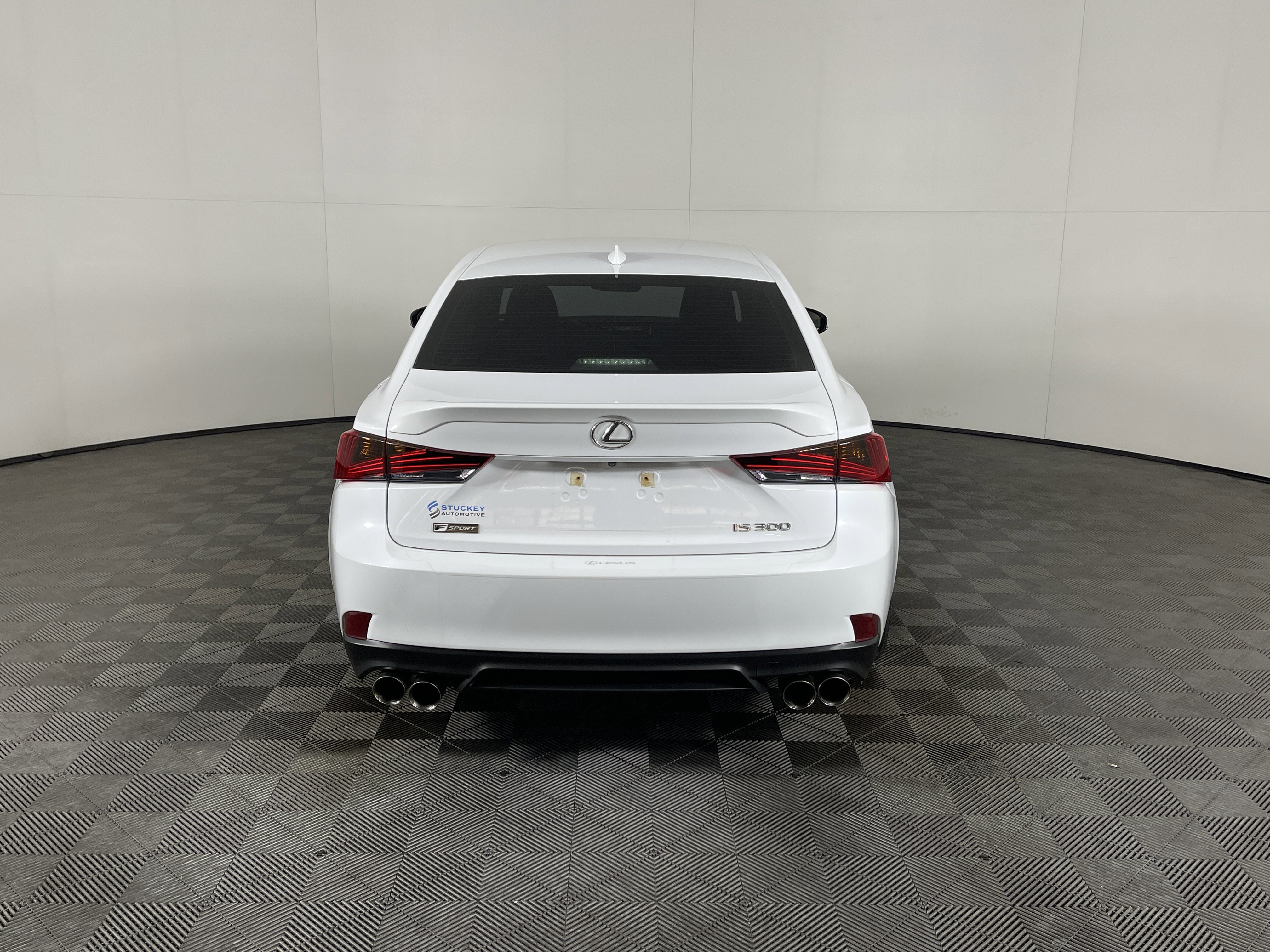 Used 2018 Lexus IS 300 F Sport image 4