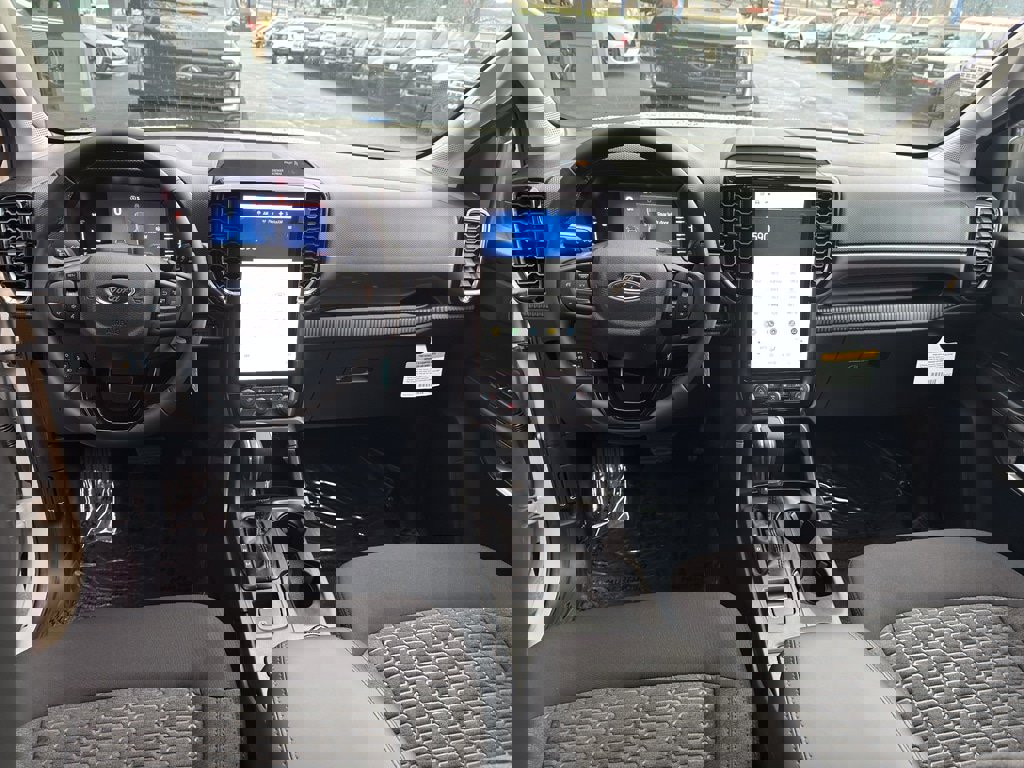 New 2025 Ford Ranger XLT w/ Equipment Group 301A High image 21