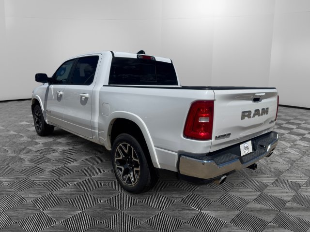 Used 2025 RAM 1500 Laramie AWD/4WD image 3