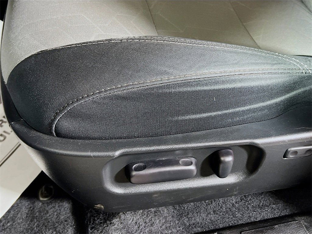 Certified 2022 Toyota Tacoma TRD Off-Road image 18