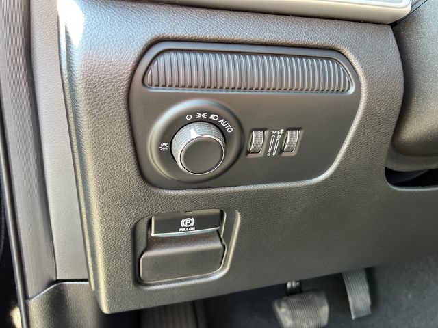 New 2026 Jeep Grand Wagoneer 4WD image 13