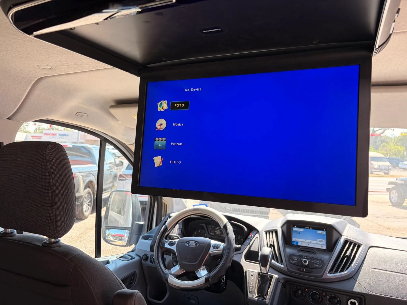 Used 2019 Ford Transit 150 XLT RWD image 19
