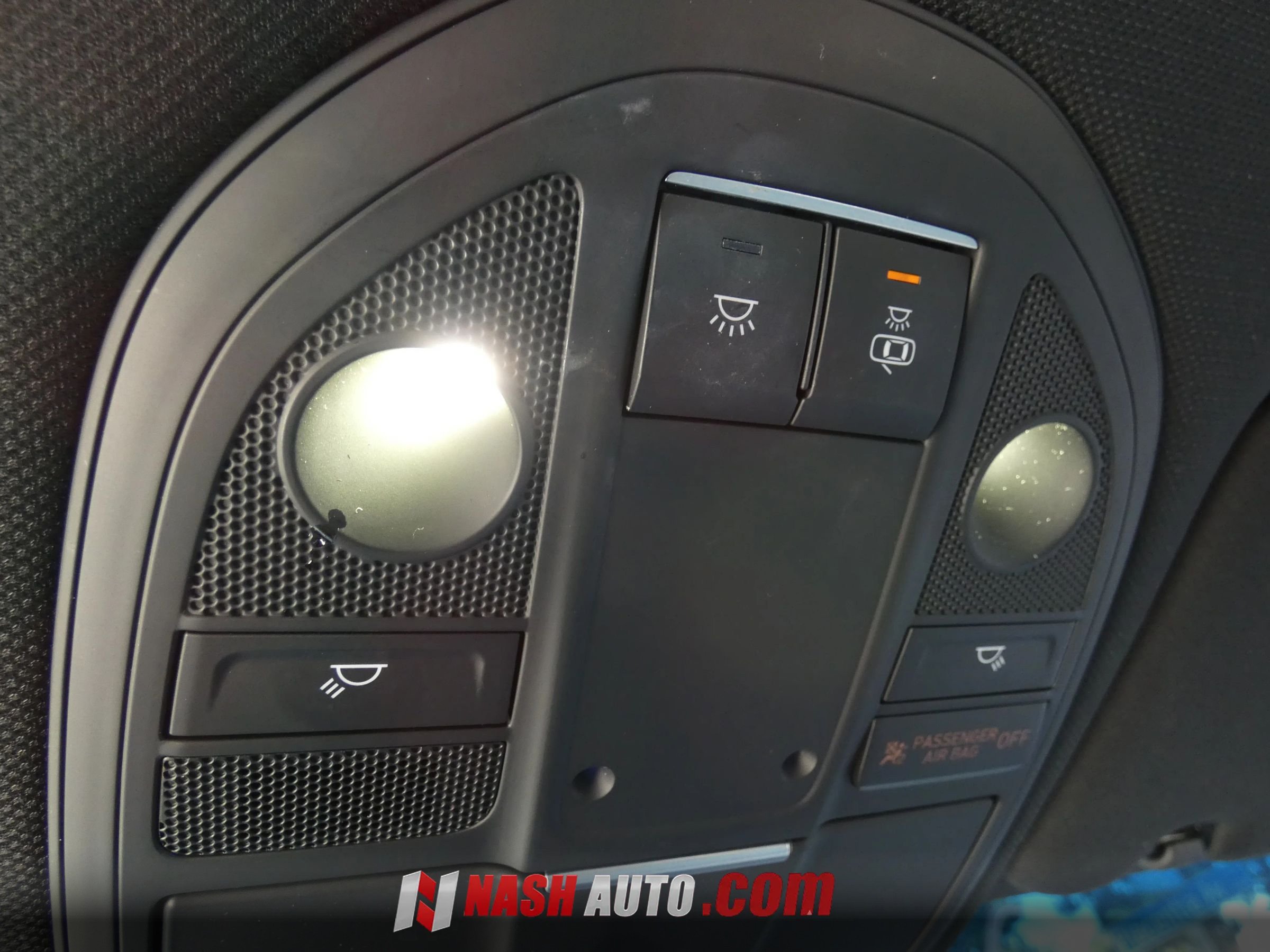 Used 2022 Genesis G70 2.0T RWD image 62