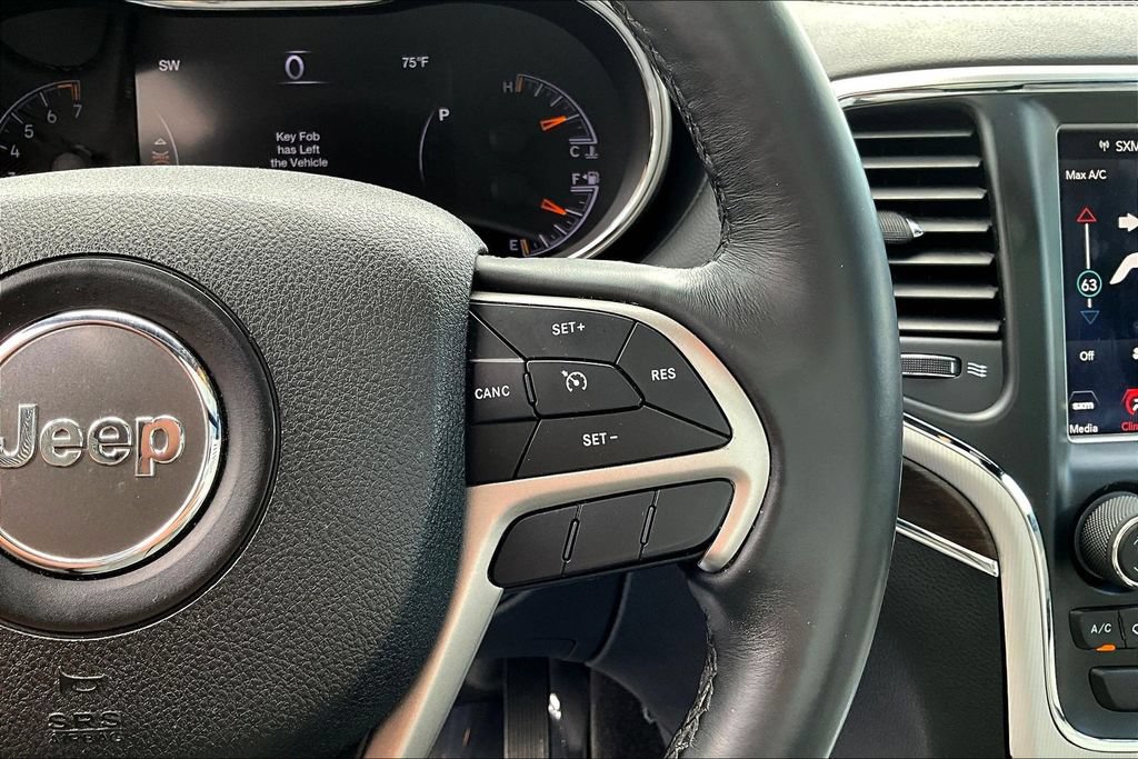 Used 2018 Jeep Grand Cherokee Limited AWD/4WD image 14