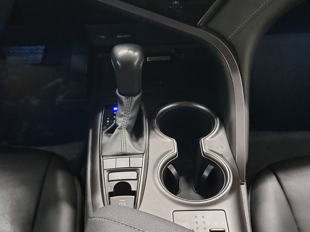 Used 2023 Toyota Camry XSE image 18