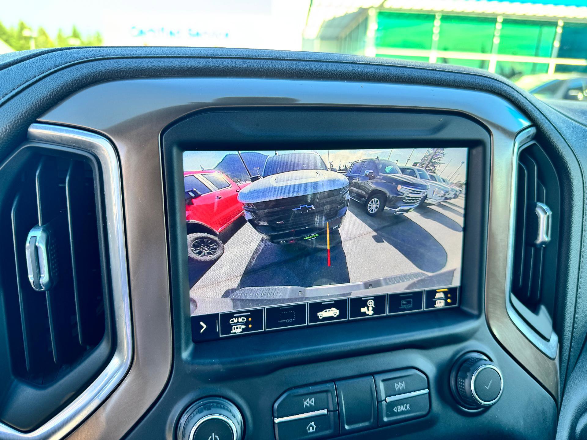 Used 2020 Chevrolet Silverado 3500 High Country image 32