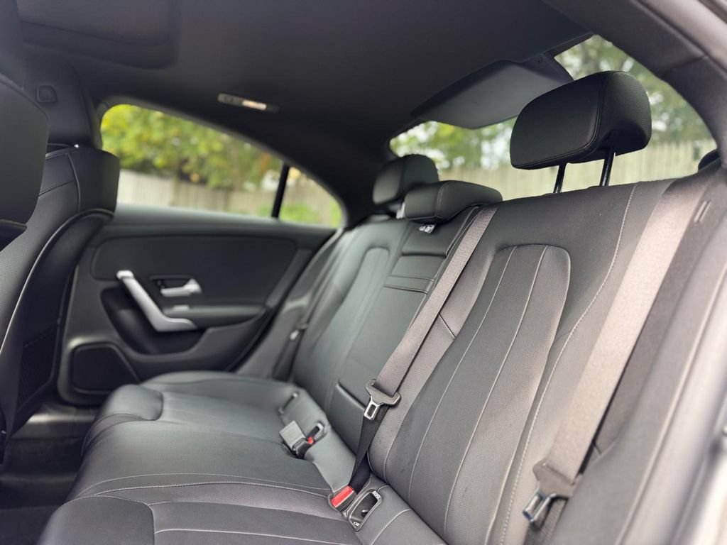 Used 2022 Mercedes-Benz CLA 250 4MATIC w/ Premium Package image 25