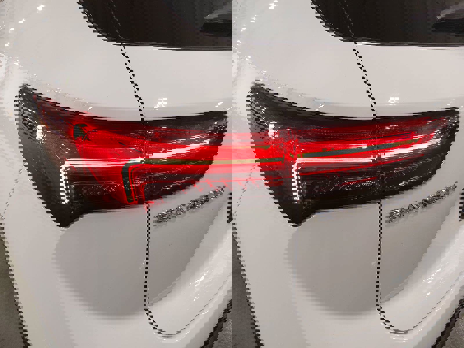 Used 2022 Buick Envision Essence w/ Technology Package II image 36