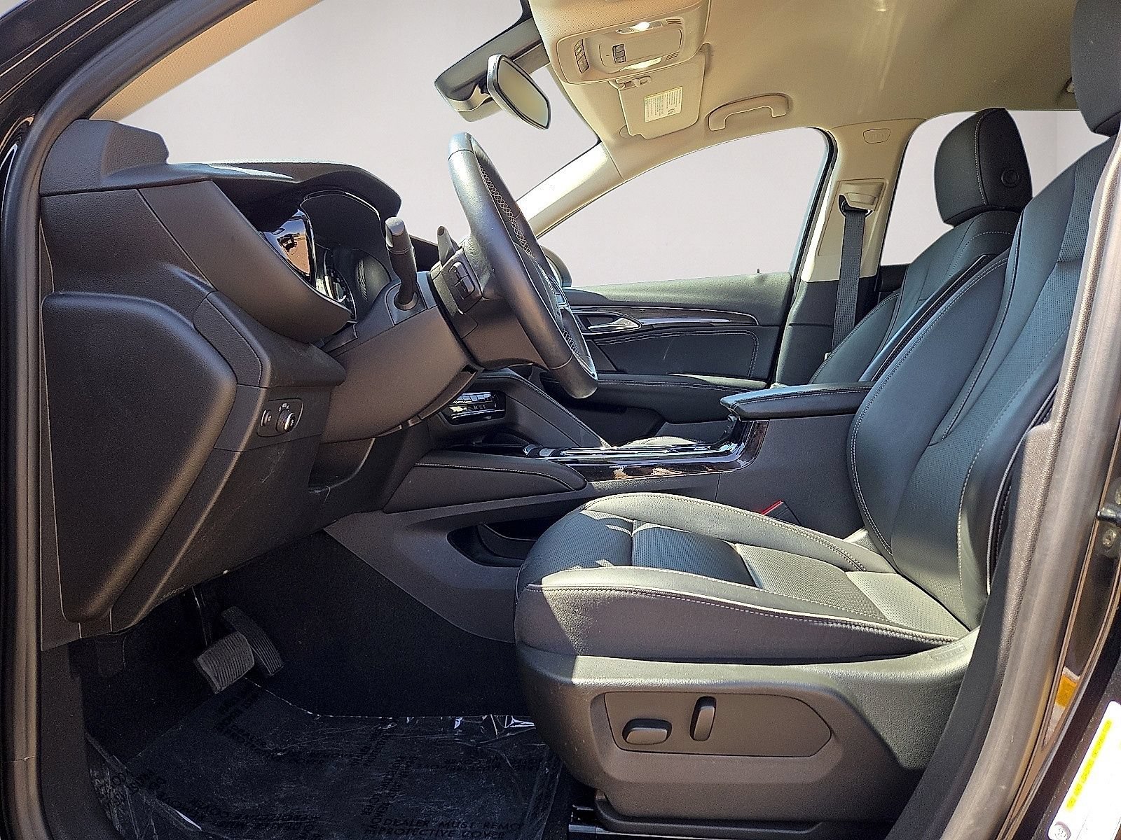 Used 2023 Buick Envision Essence AWD/4WD image 23