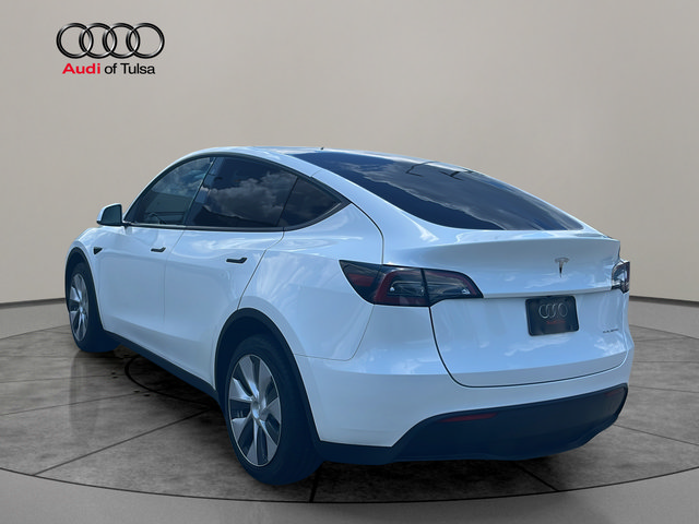 Used 2023 Tesla Model Y Long Range AWD/4WD image 5