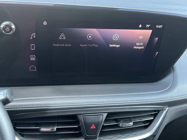 Certified 2024 Buick Encore GX Preferred w/ Comfort Package FWD image 21