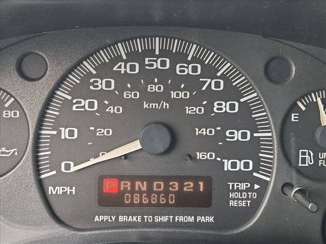 Used 2002 GMC Safari RWD image 11