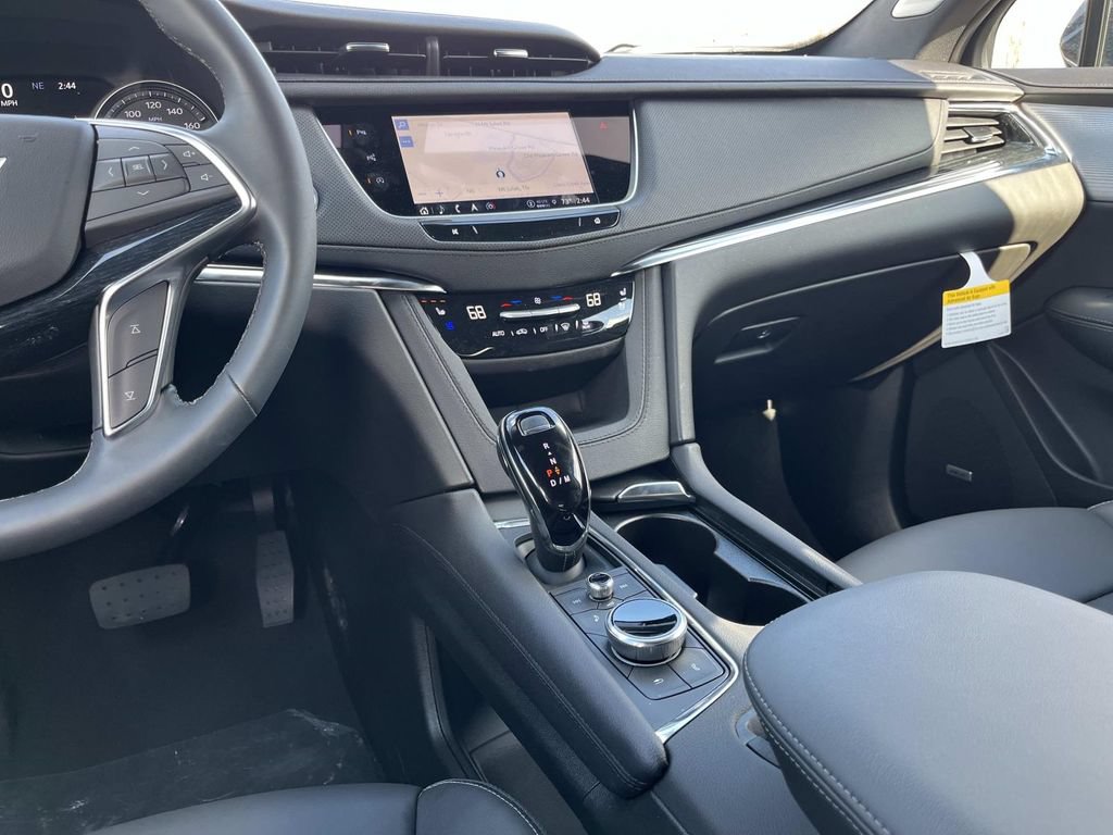 New 2026 Cadillac XT5 Premium Luxury w/ Driver Assist Package FWD image 15