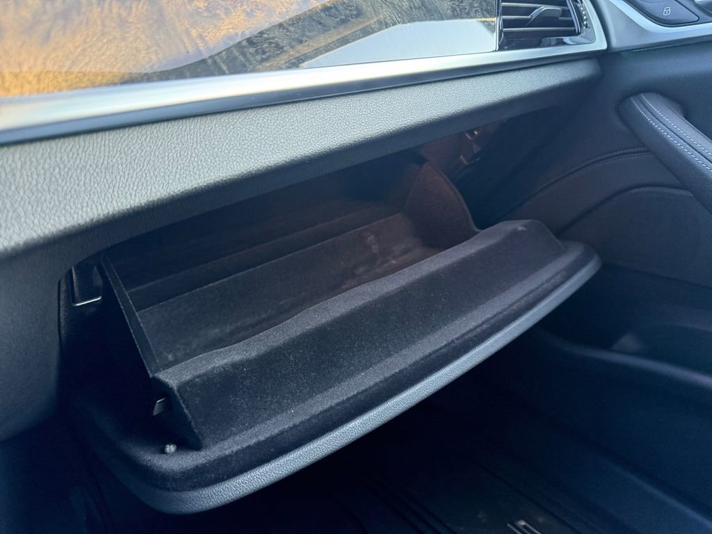 Used 2022 BMW 540i w/ M Sport Package image 23