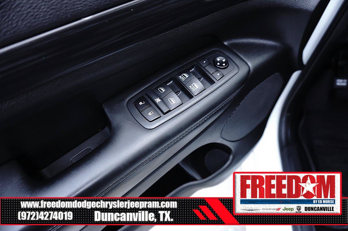 Certified 2020 Jeep Grand Cherokee Altitude RWD image 38