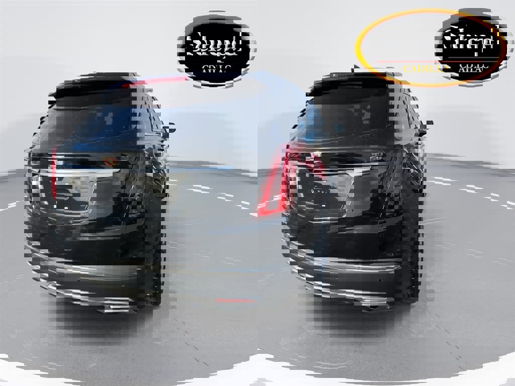 Certified 2024 Cadillac XT5 Premium Luxury w/ LPO, Floor Liner Package image 7