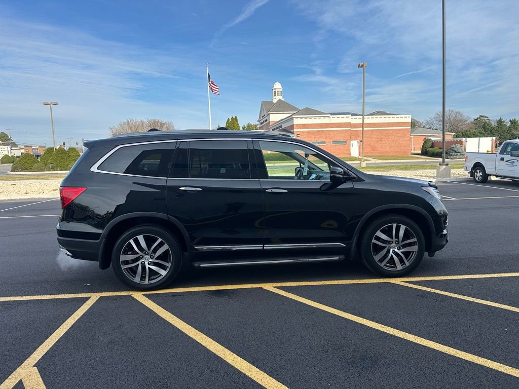 Used 2017 Honda Pilot Elite image 8