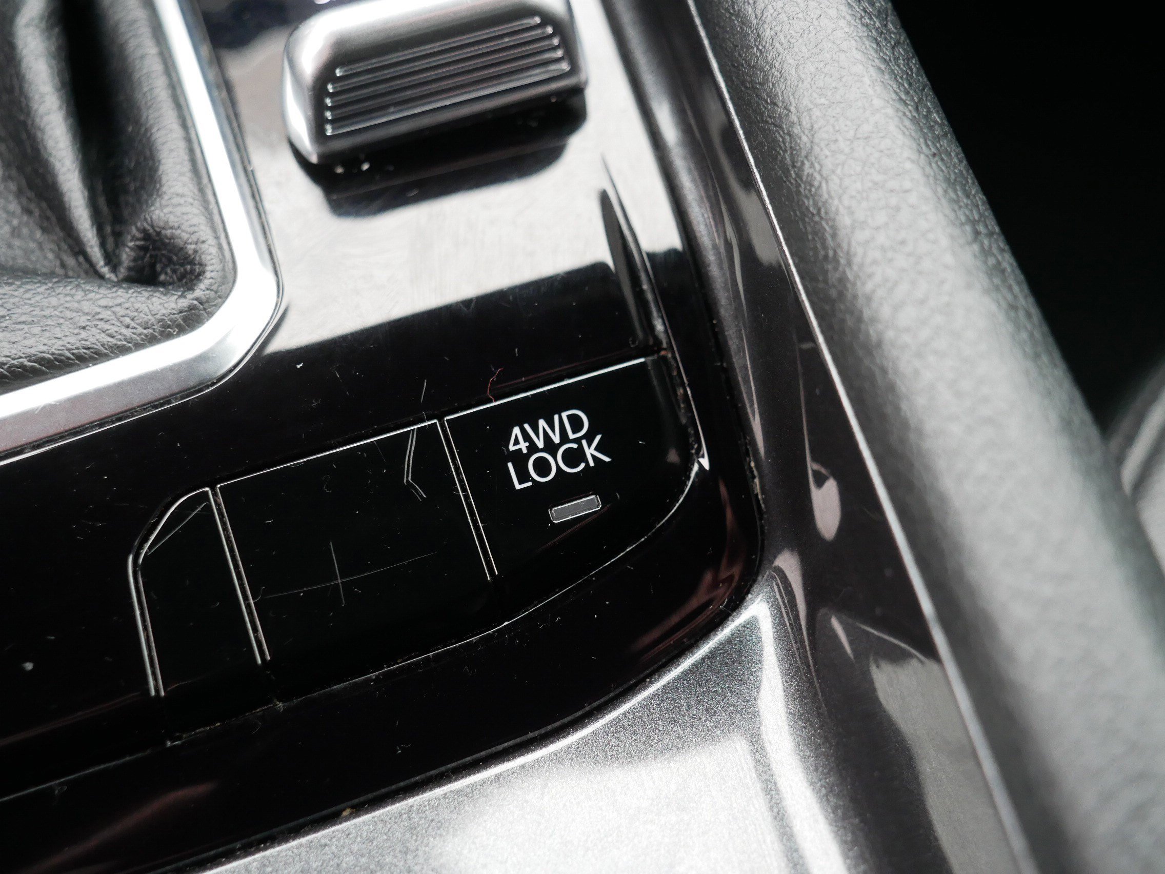 Certified 2024 Jeep Compass Latitude image 31