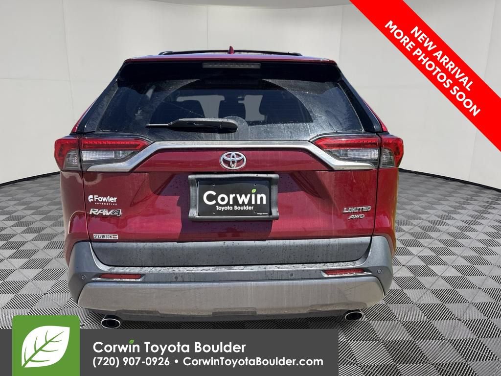 Used 2019 Toyota RAV4 Limited w/ Cold Weather Package AWD/4WD image 6
