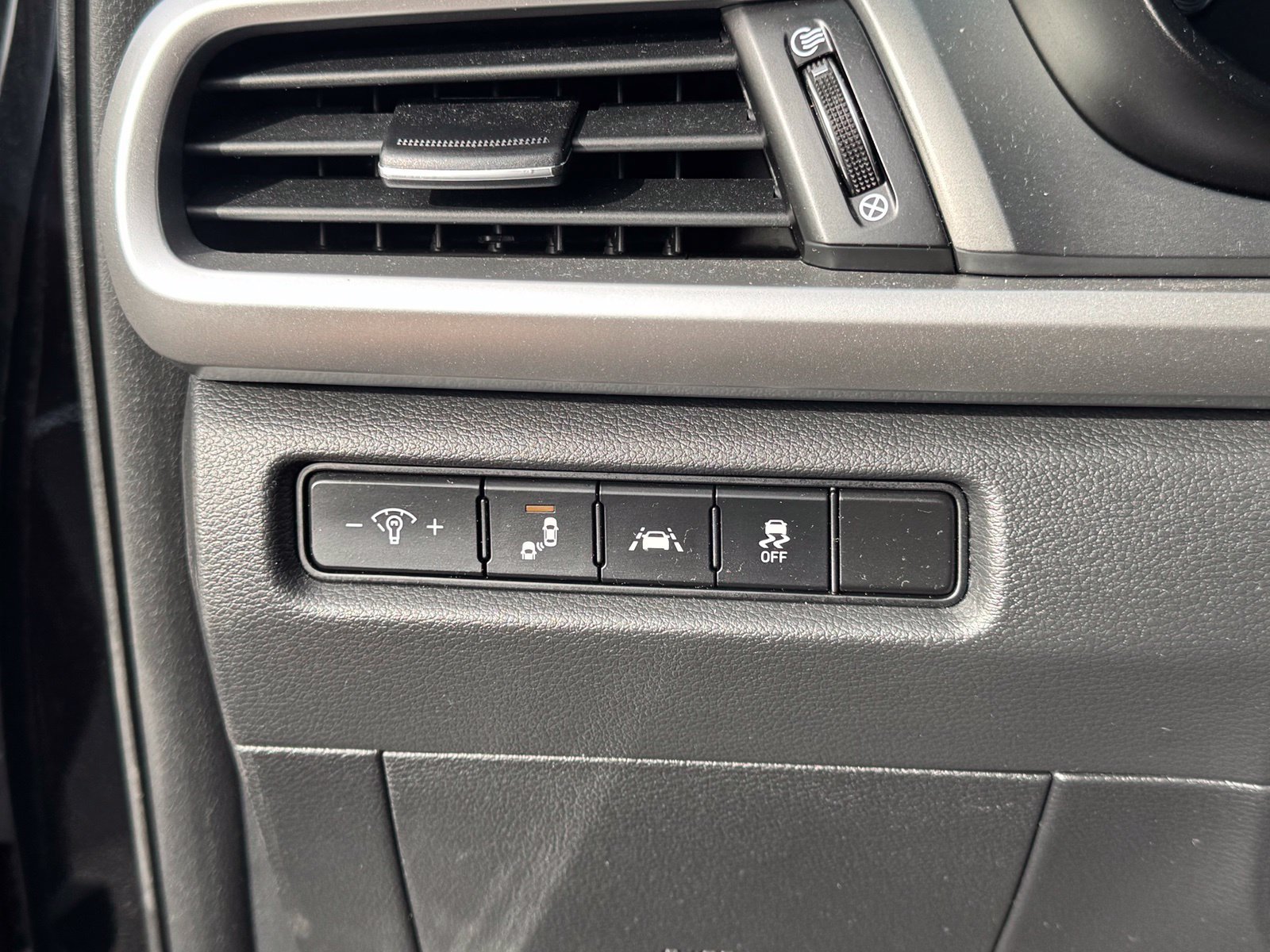 Used 2021 Kia Telluride S FWD image 16