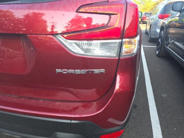 Used 2024 Subaru Forester Premium AWD/4WD image 6