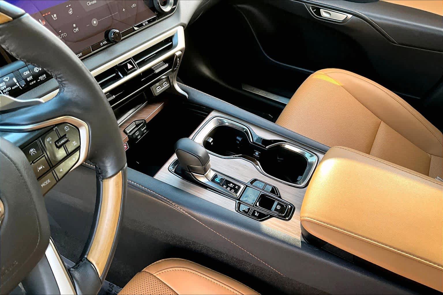 Certified 2026 Lexus RX 350 Premium AWD/4WD image 16