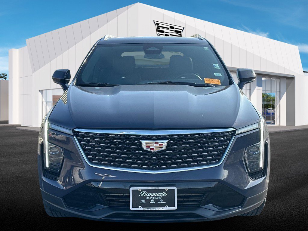 Certified 2025 Cadillac XT4 Premium Luxury image 2