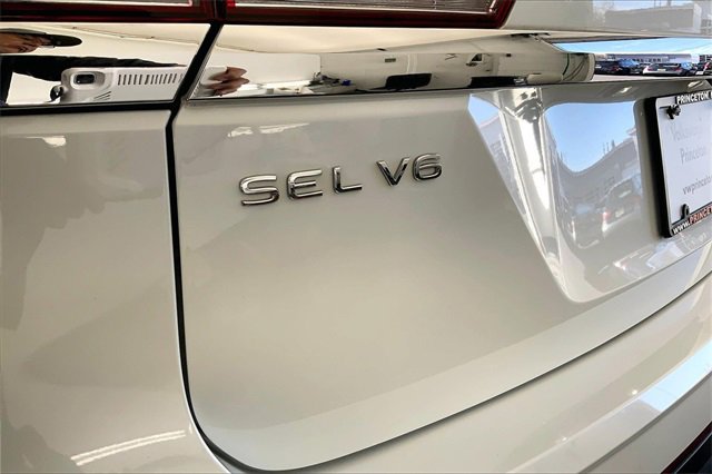 Certified 2023 Volkswagen Atlas SEL image 8