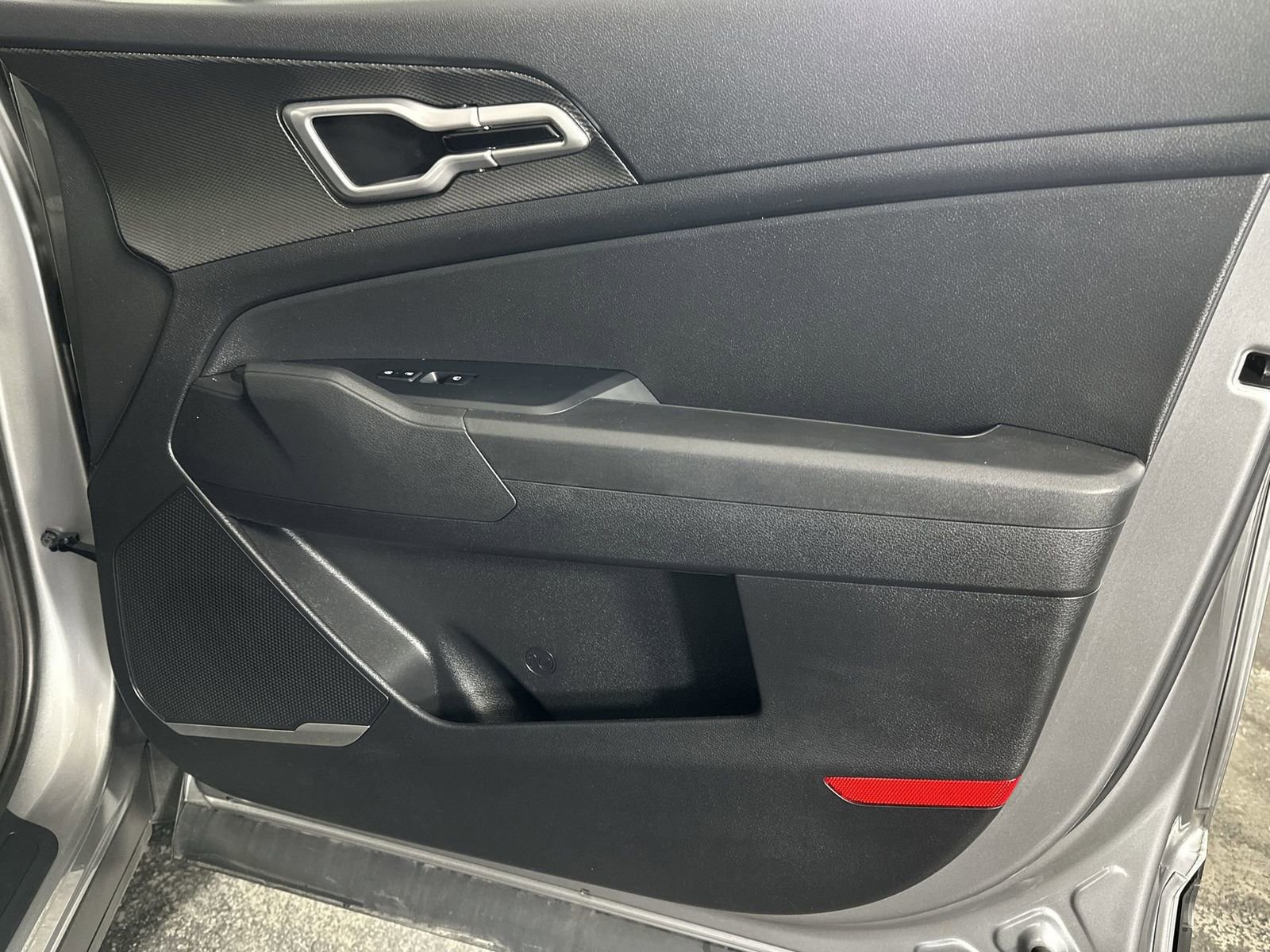 Used 2024 Kia Sportage LX image 35