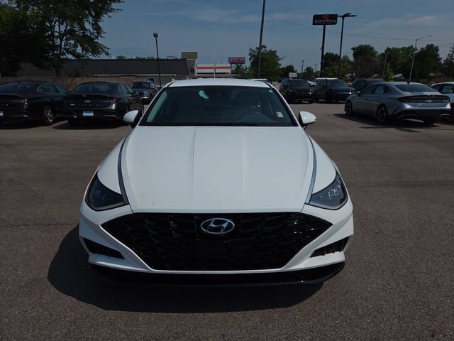 Certified 2023 Hyundai Sonata SEL w/ Preferred Accessory Package FWD image 3