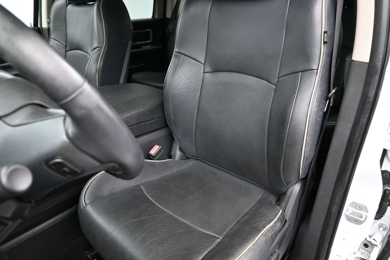 Used 2012 RAM 1500 Limited RWD image 21