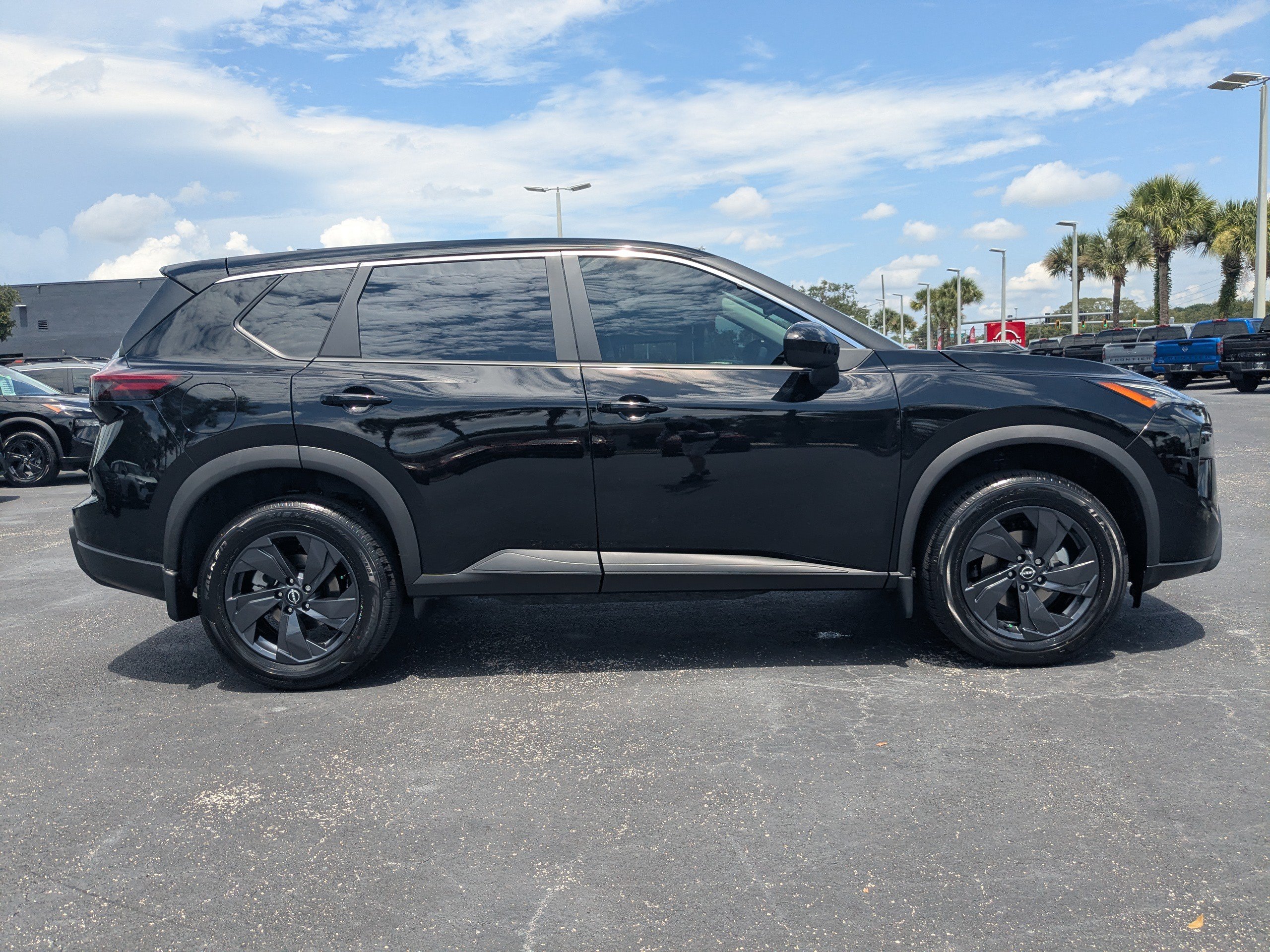New 2026 Nissan Rogue SV FWD image 3