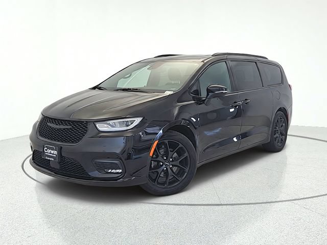 Used 2025 Chrysler Pacifica Limited