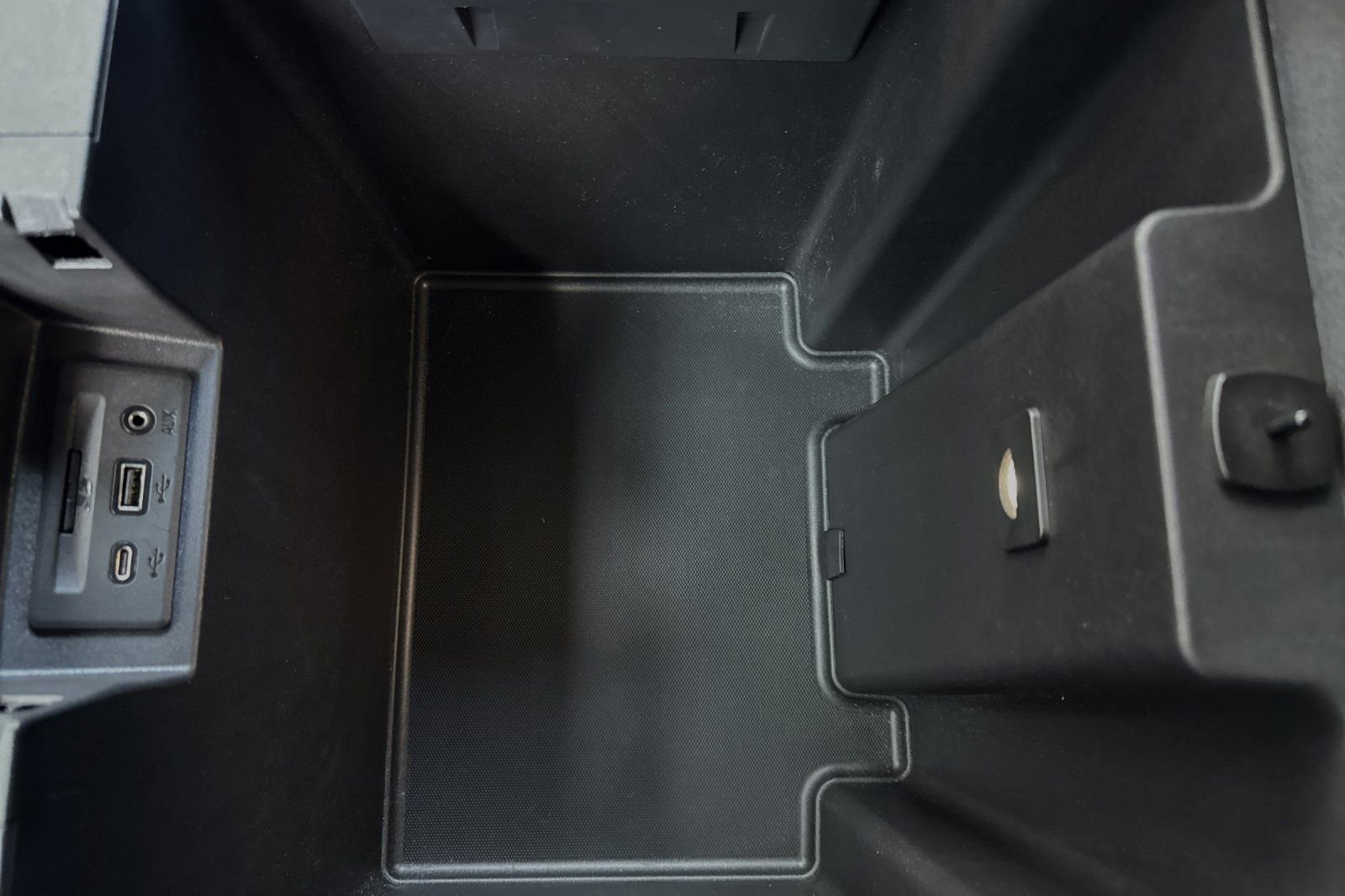 Used 2022 Chevrolet Silverado 1500 High Country w/ Z71 Off-Road Package image 32