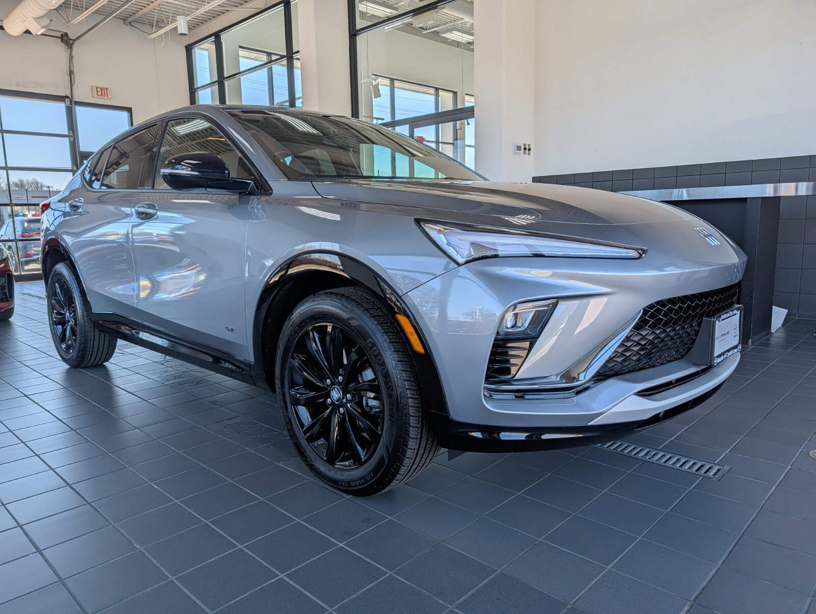 Used 2025 Buick Envista Sport Touring w/ Convenience I Package image 1