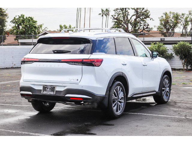 New 2027 INFINITI QX60 Luxe w/ Family Package AWD/4WD image 6